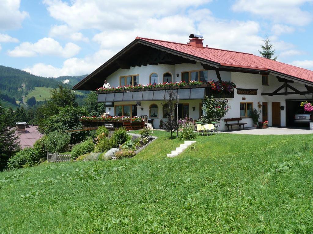 Gaestehaus Schuler Riezlern Exteriör bild
