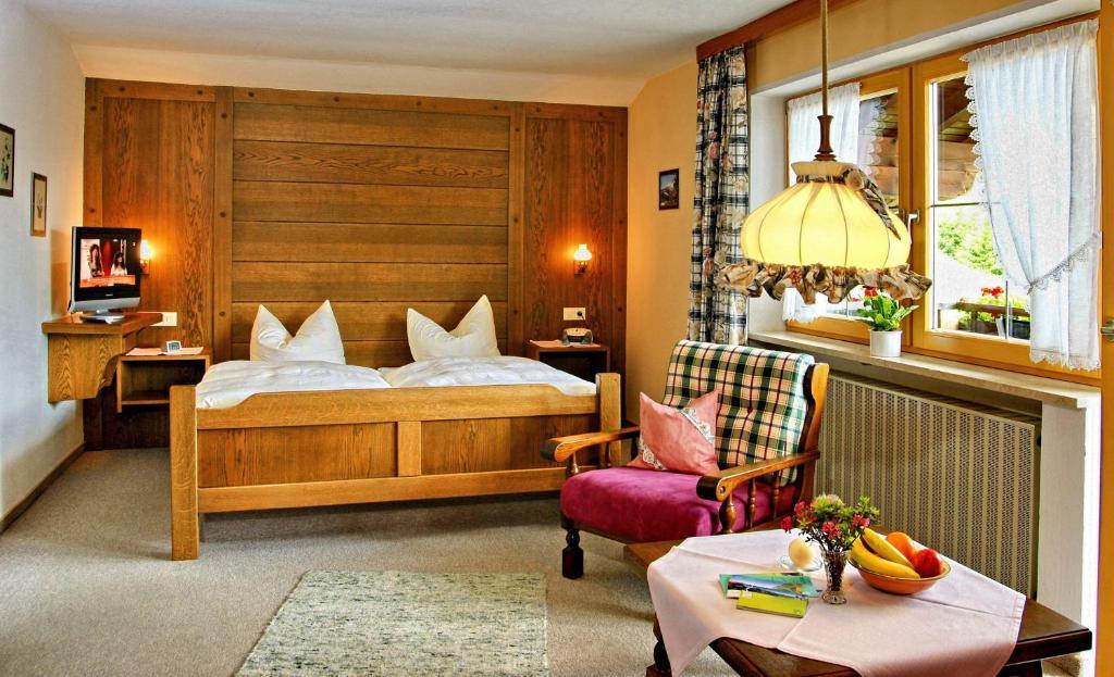 Gaestehaus Schuler Riezlern Rum bild