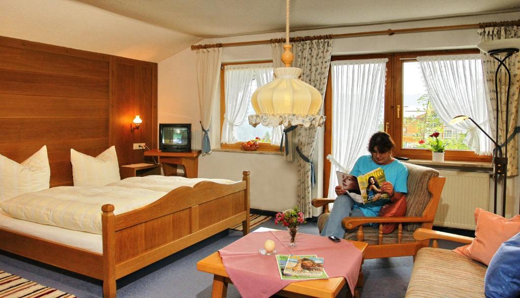 Gaestehaus Schuler Riezlern Exteriör bild